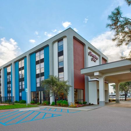 Hampton Inn Detroit Madison Heights South Troy Екстериор снимка