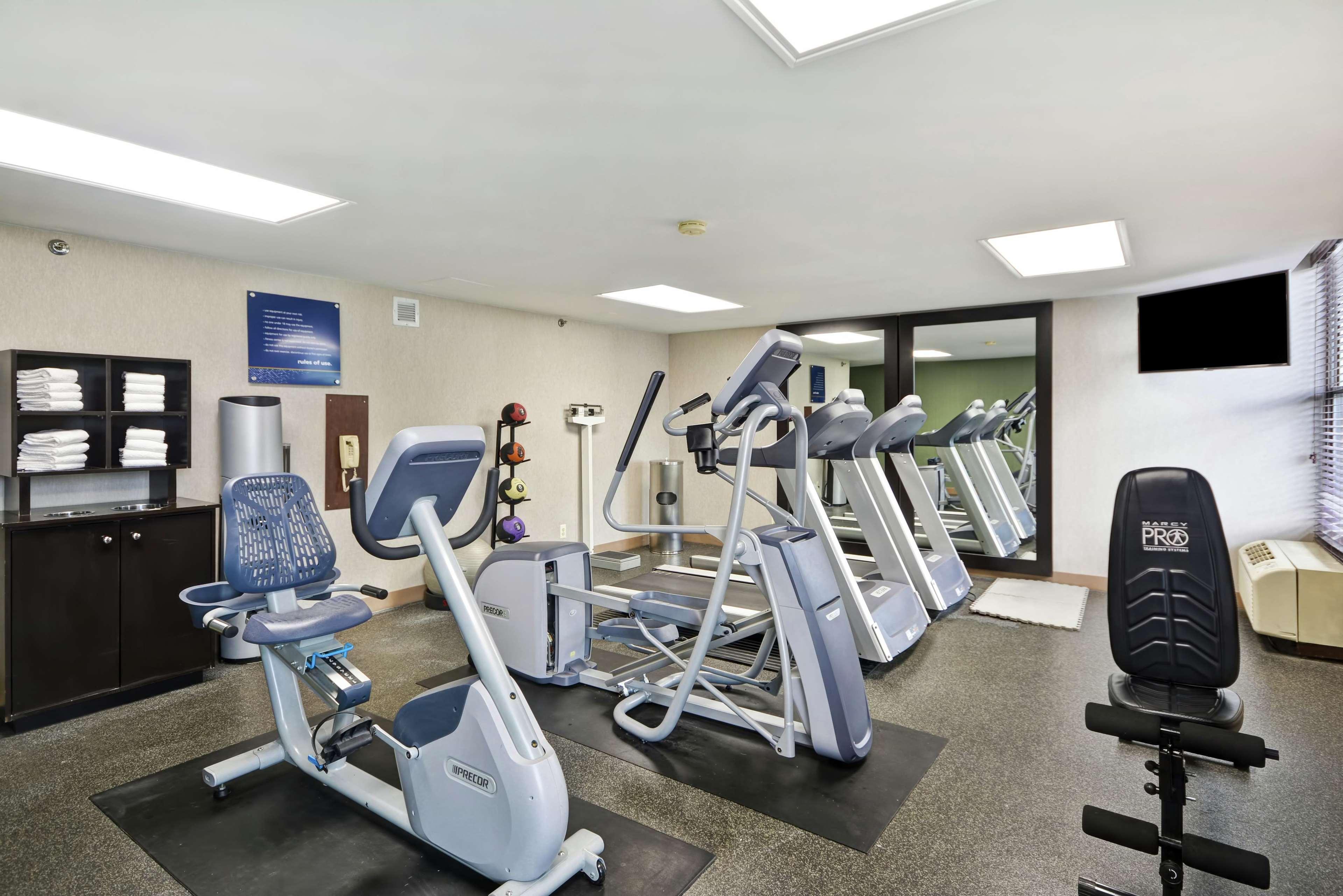 Hampton Inn Detroit Madison Heights South Troy Екстериор снимка