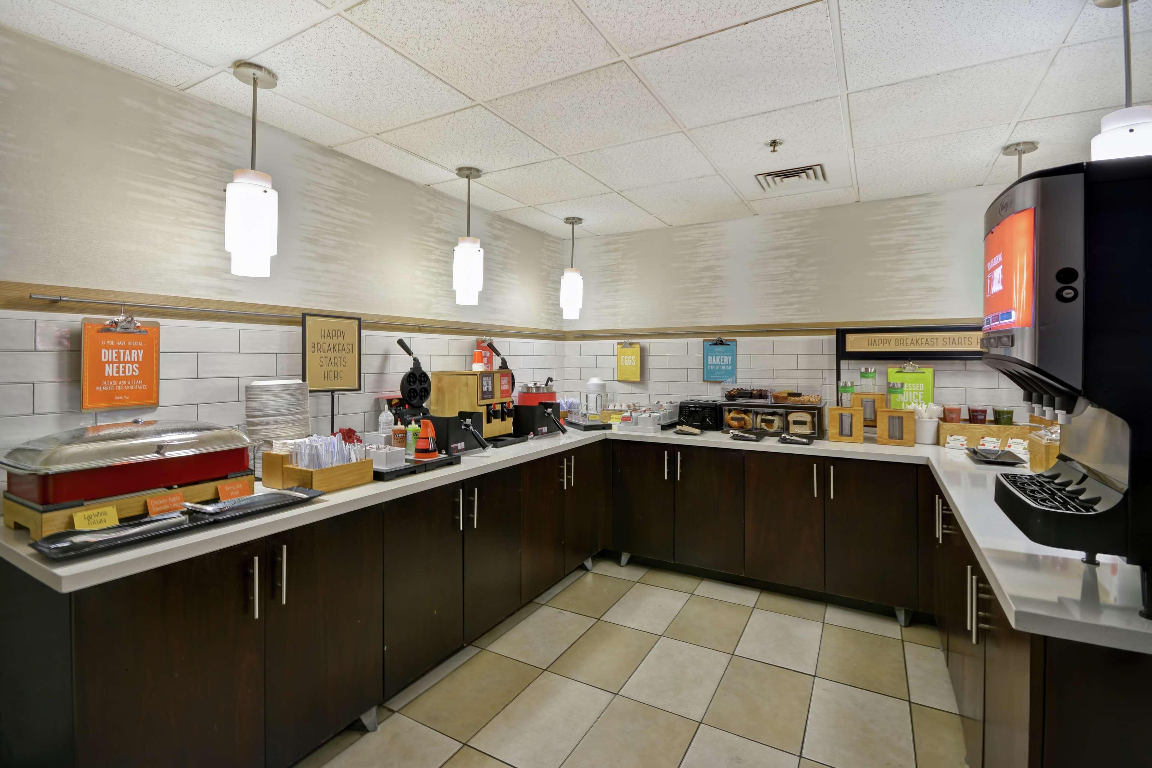 Hampton Inn Detroit Madison Heights South Troy Екстериор снимка