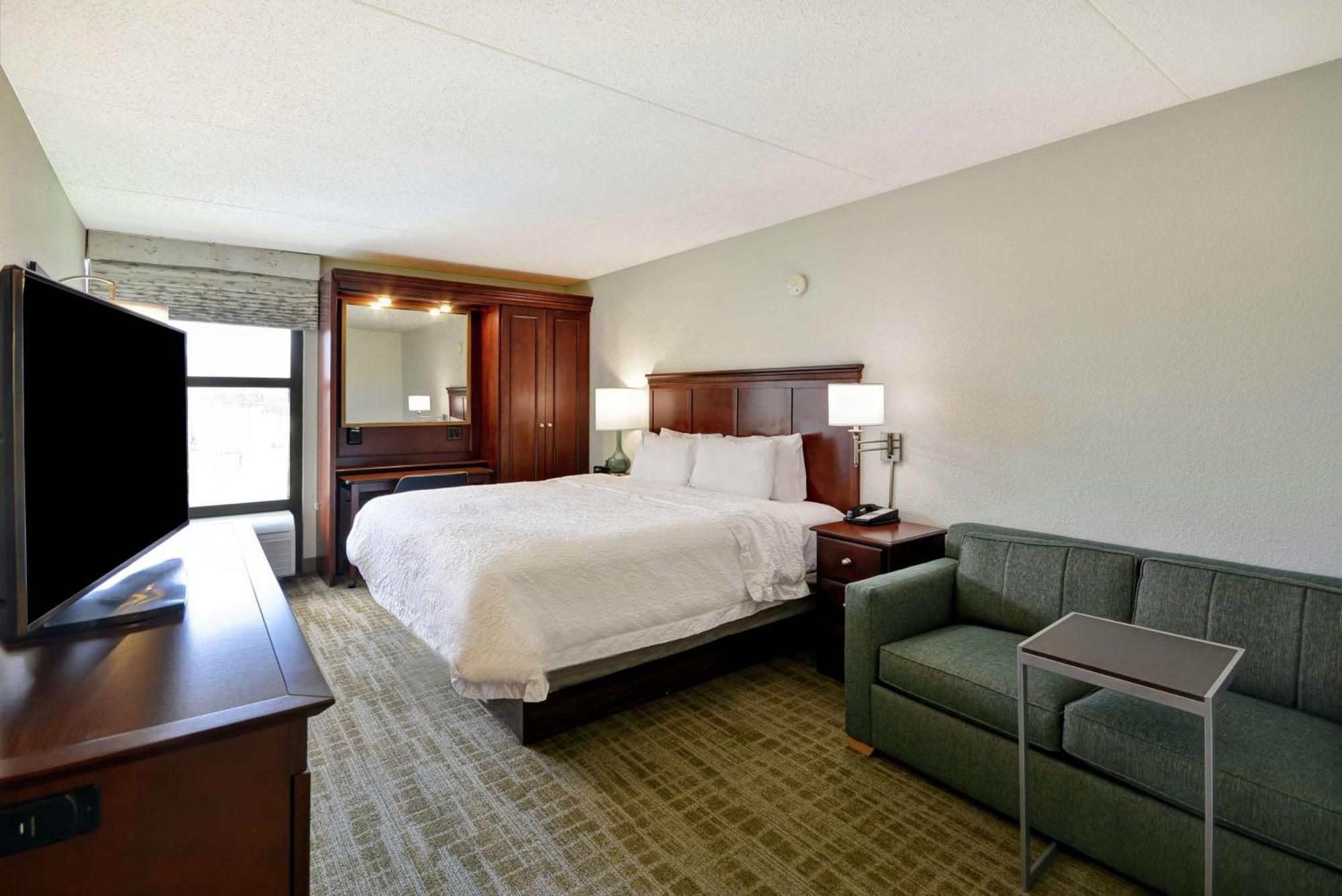 Hampton Inn Detroit Madison Heights South Troy Екстериор снимка