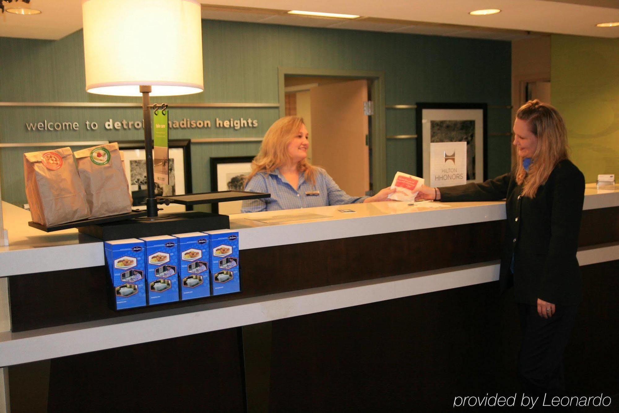 Hampton Inn Detroit Madison Heights South Troy Интериор снимка