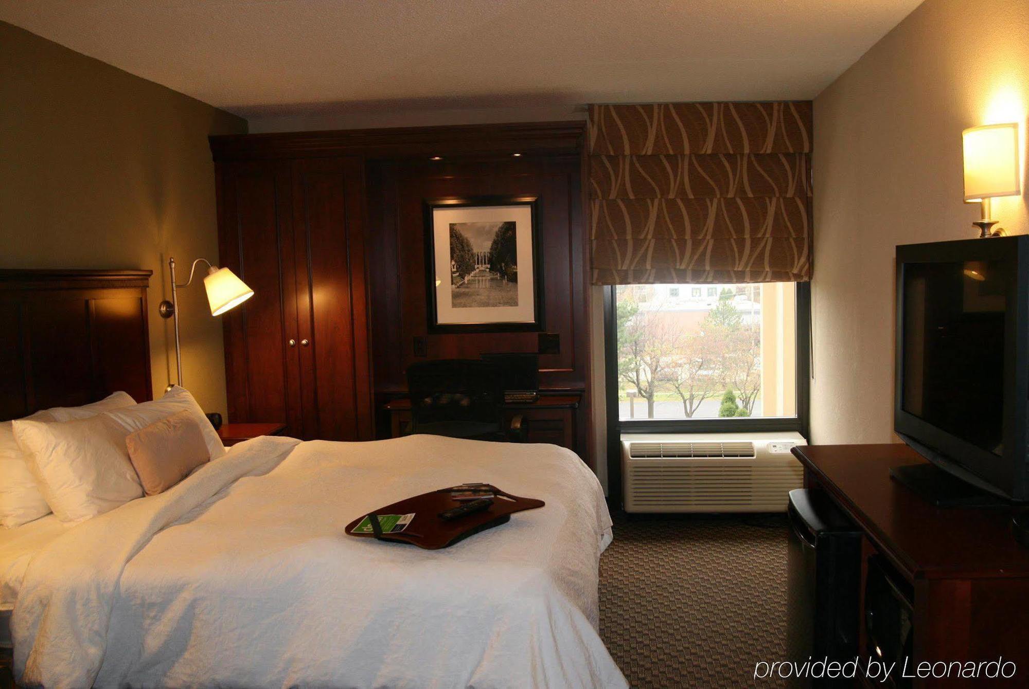 Hampton Inn Detroit Madison Heights South Troy Екстериор снимка